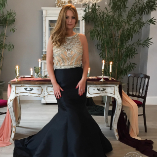 Черное платье Jovani со стразами