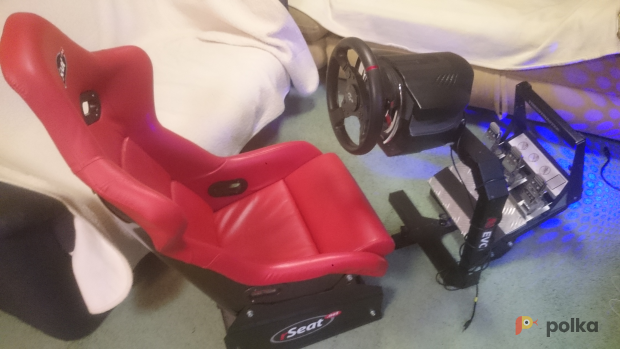 Возьмите Игровой руль Thrustmaster T500RS с креслом напрокат (Фото 2) в Москве
