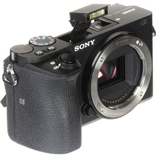 Фотоаппарат Sony Alpha ILCE-6500 body