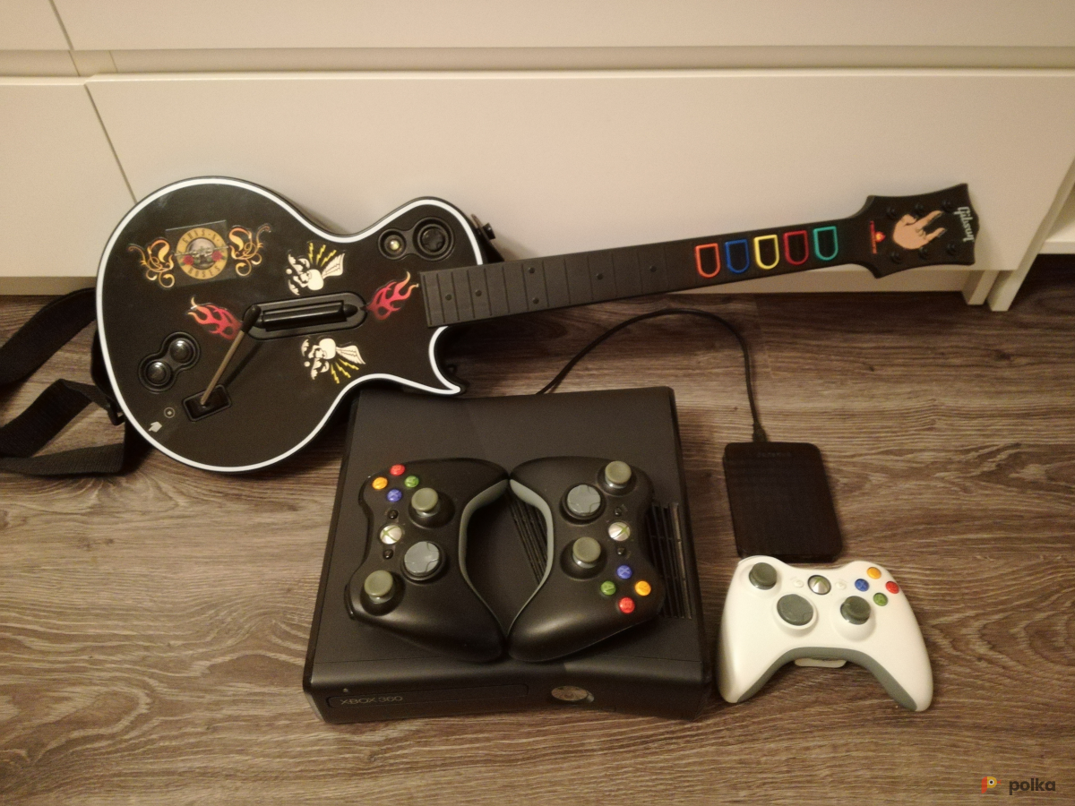 Xbox 360 + Guitar Hero 3 (Гитара) + 2 джойстика + Любые игры в аренду в  Москве — Прокат по цене от 230.1 руб/день (лот #32231)