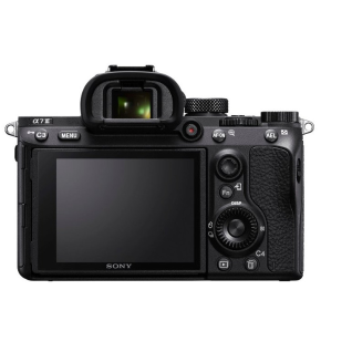 камера Sony Alpha ILCE-7M3 Kit