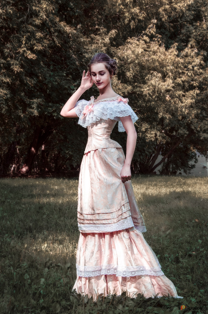 Возьмите Платье Мимолетное мгновенье напрокат (Фото 2) в Москве
