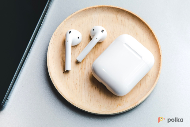 Возьмите Беспроводные наушники Apple AirPods 2 (MV7N2RU/A) White напрокат (Фото 1) в Москве