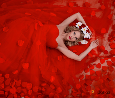 Возьмите Роскошное красное платье напрокат (Фото 2) в Санкт-Петербурге