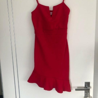 Красное платье мини миди с оборками воланами