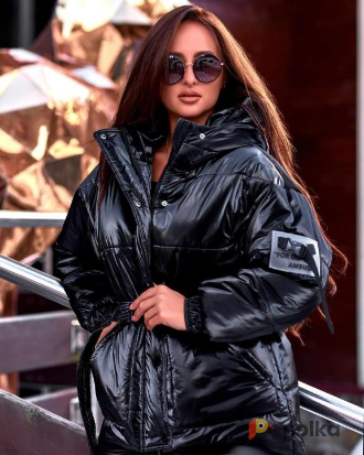 Возьмите Куртка черная блестящая лаковая напрокат (Фото 2) в Москве