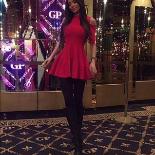 Платье мини красное
