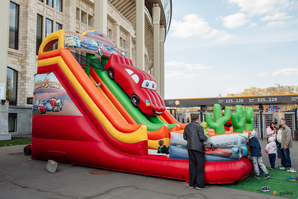 Возьмите Детский батут "Горка Тачки" напрокат (Фото 2) в Москве