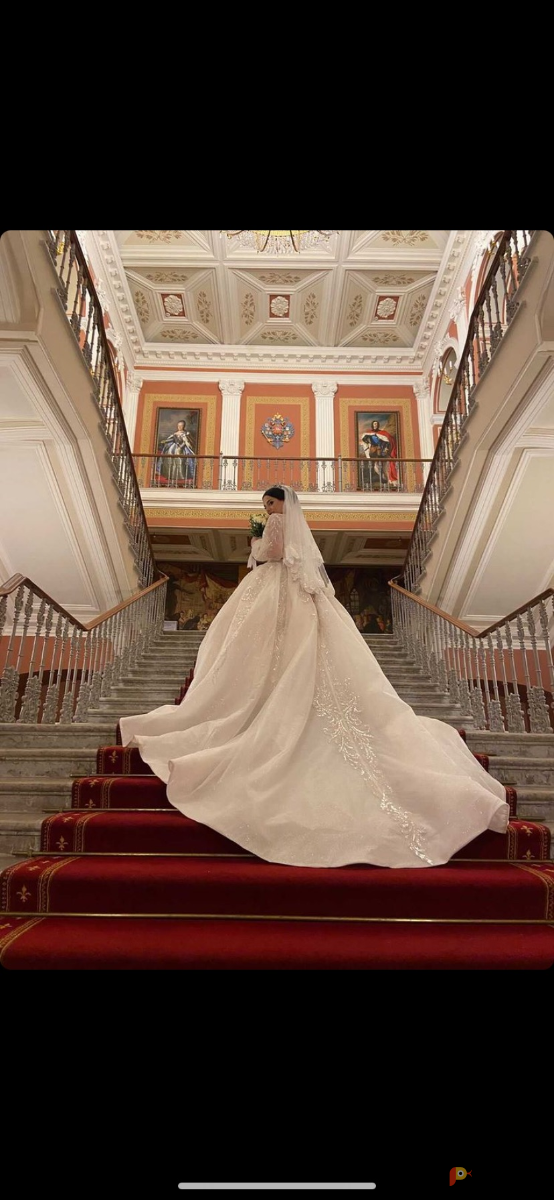 Возьмите Свадебное платье с рукавами напрокат (Фото 2) в Москве