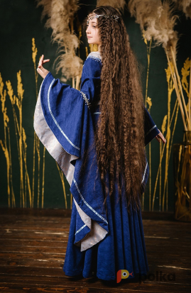 Возьмите Средневековое сказочное детское платье напрокат (Фото 1) в Москве