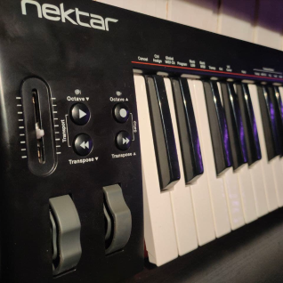 Миди клавиатура Nektar SE-49 