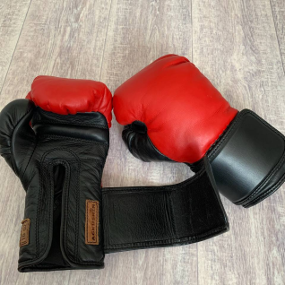 Боксерские перчатки 16 OZ универсальные из натуральной кожи