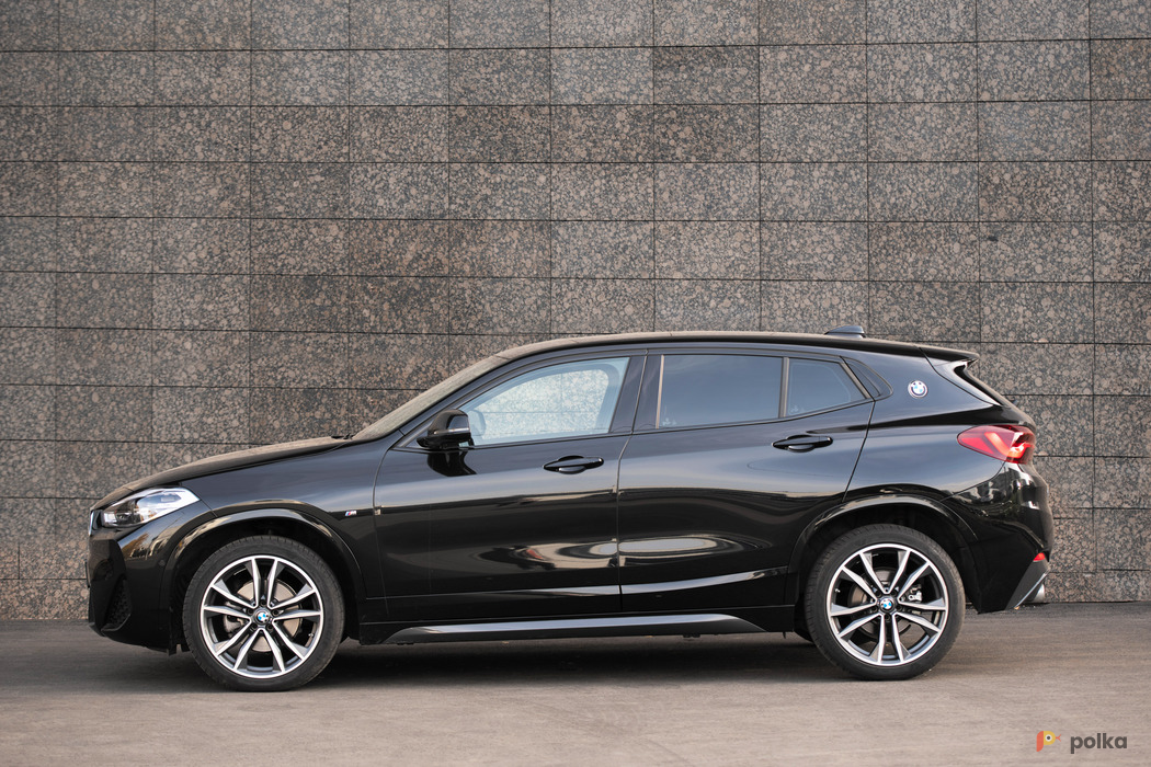 Возьмите BMW X2 20d xDrive M Sport напрокат (Фото 2) в Москве