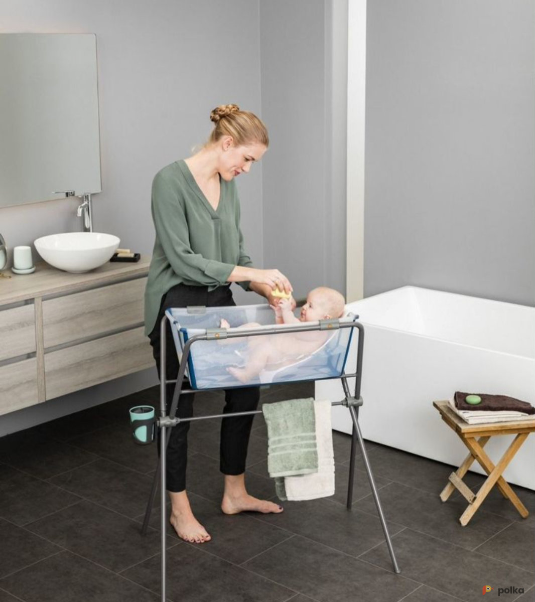 Возьмите Детская ванночка с подставкой и горкой Stokke Flexi Bath напрокат (Фото 2) в Москве
