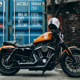 Harley Davidson Sportster 883 "Black Orange"