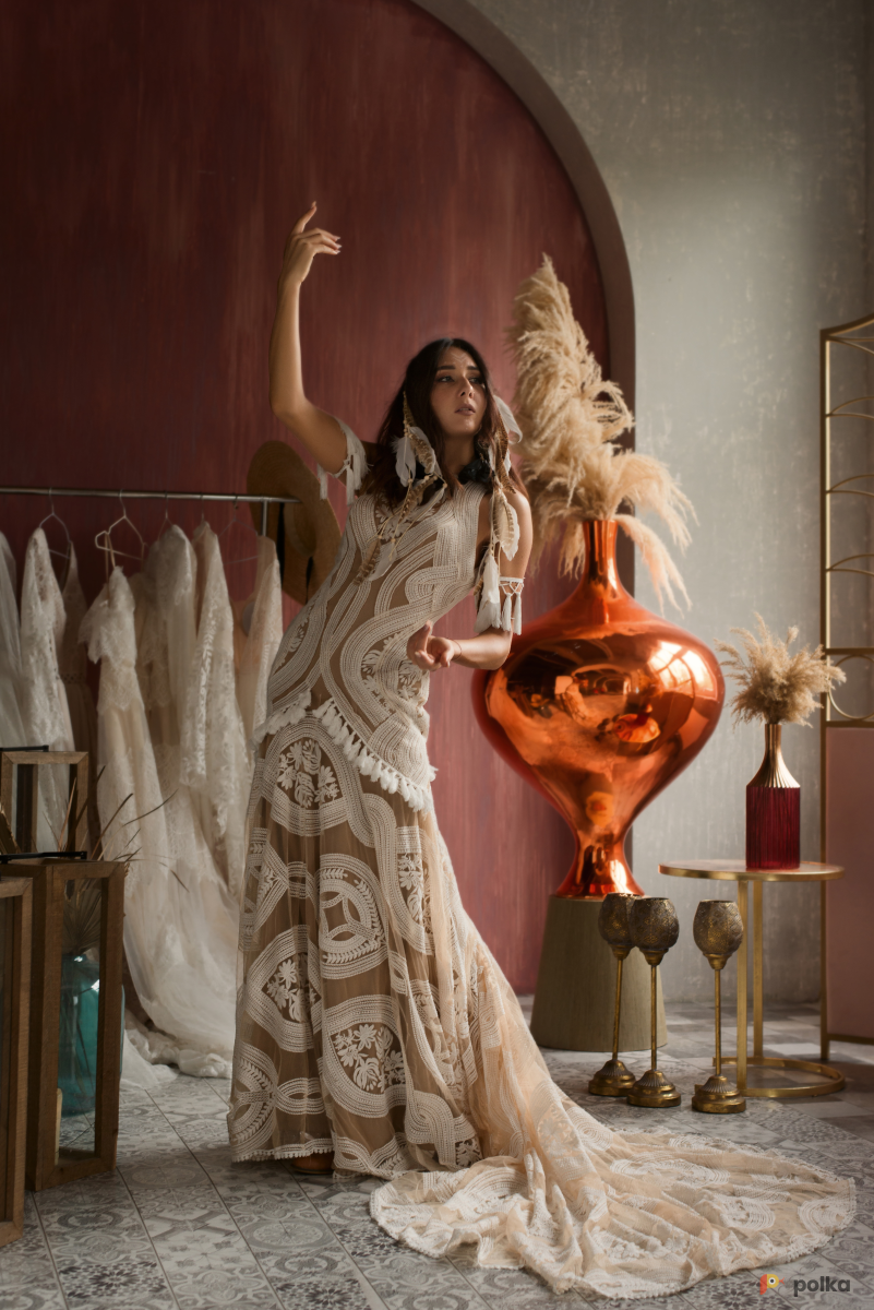 Возьмите Оригинальное свадебное платье в стиле Бохо напрокат (Фото 1) в Москве