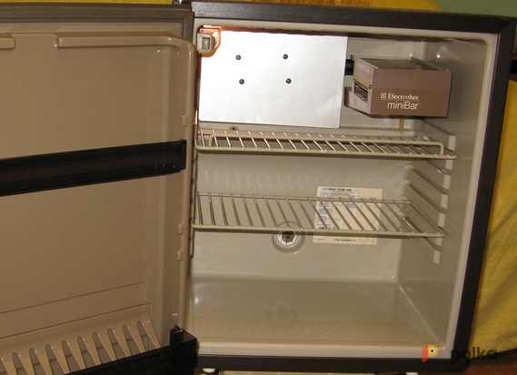 Возьмите Абсорбционный холодильник Electrolux RH250LD, объем 53 литра, 12/220 Вольт напрокат (Фото 3) в Москве