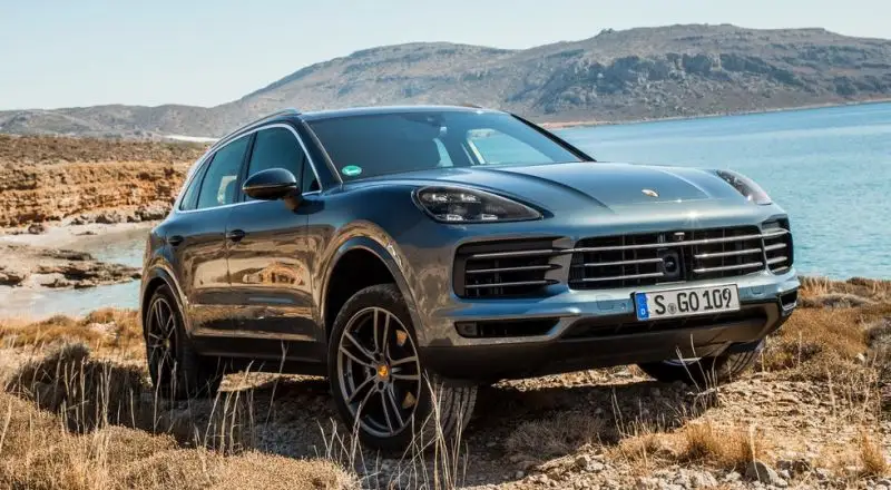 Обновленный Porsche Cayenne шокирует россиян уже в январе 2023!