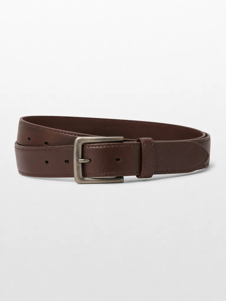 Узкий кожаный ремень