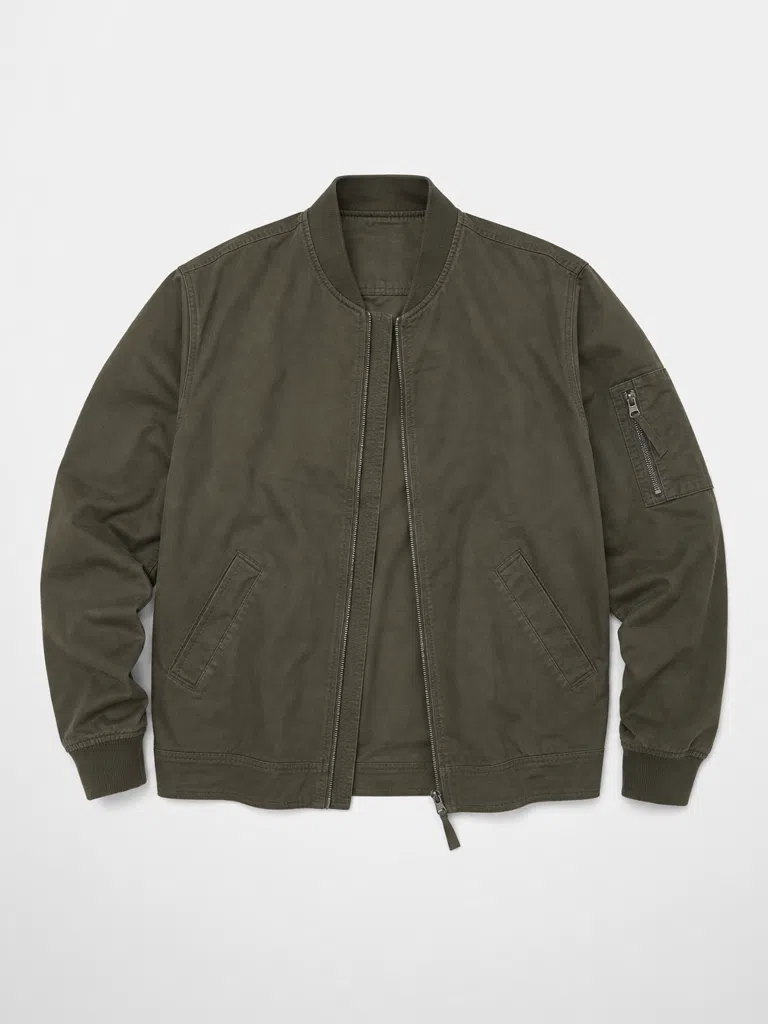 Классическая куртка-бомбер на молнии