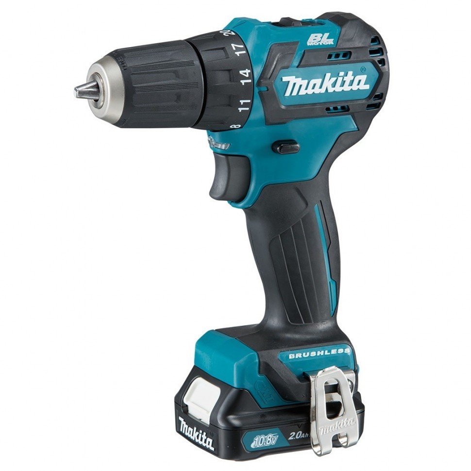 Аккумуляторная дрель-шуруповерт Makita CXT DF332DWAE