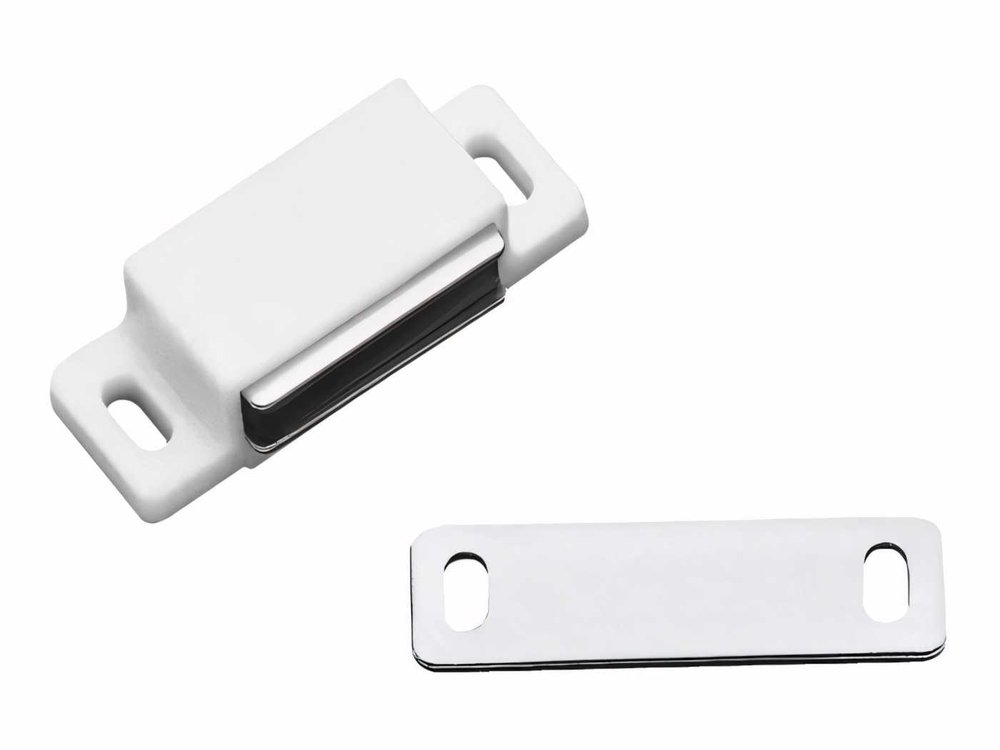Магнитная защелка Amig белая 5 BL 185