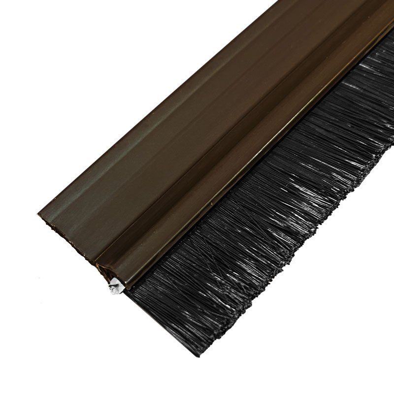 Полосовая щетка с профилем Mebax пластик, нейлоновая 41(16)х(5x5)х1000 Черная/коричневый, на клеевой основе 00-00002381