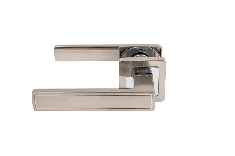 Защелка с ручками MARLOK 96/5221 WC межосевое 96 мм (Тип 6) SN (никель) 016159