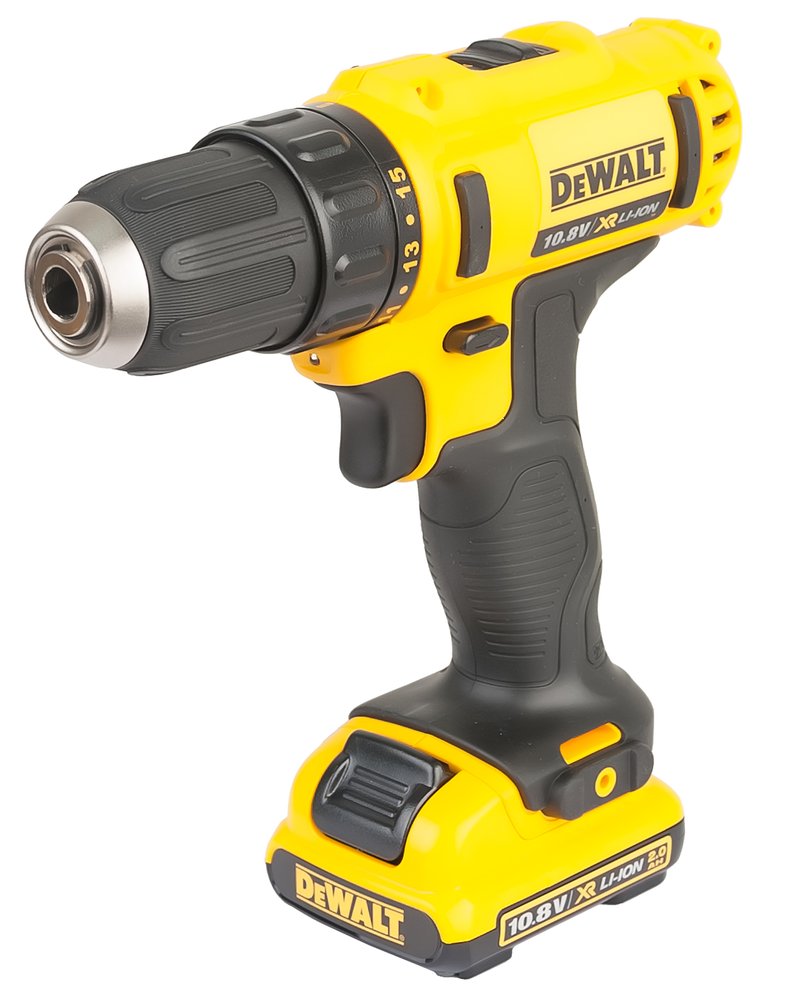 Аккумуляторная дрель-шуруповерт DEWALT DCD 710 D2
