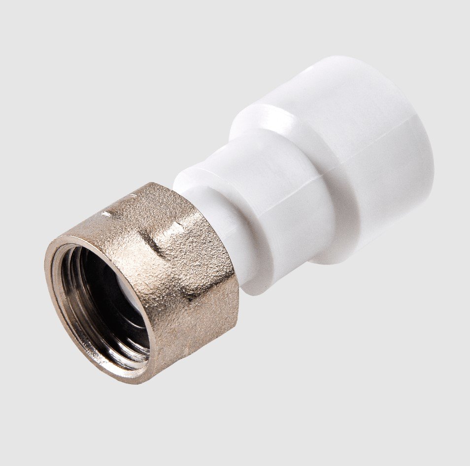 Муфта РВК ПП с накидной гайкой D20-1 020601