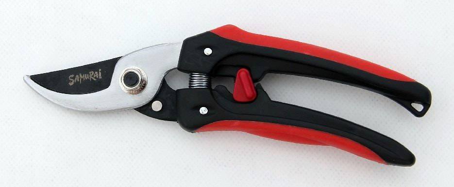 Секатор с тефлоновым лезвием для обрезки веток. L=182 мм SAMURAI IPS-41TP