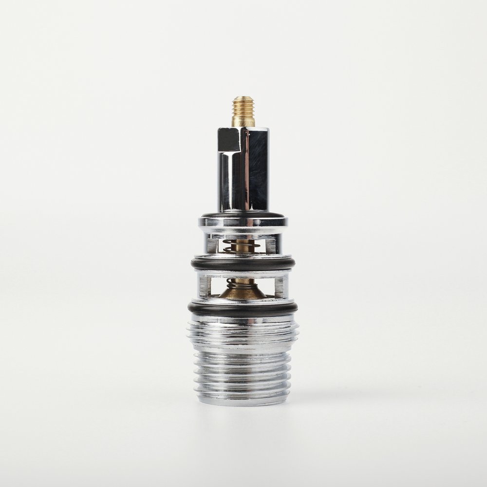 Дивертор для смесителя латунь h 64 мм m24x15 вытяжной хром IDDIS 997B0264SM