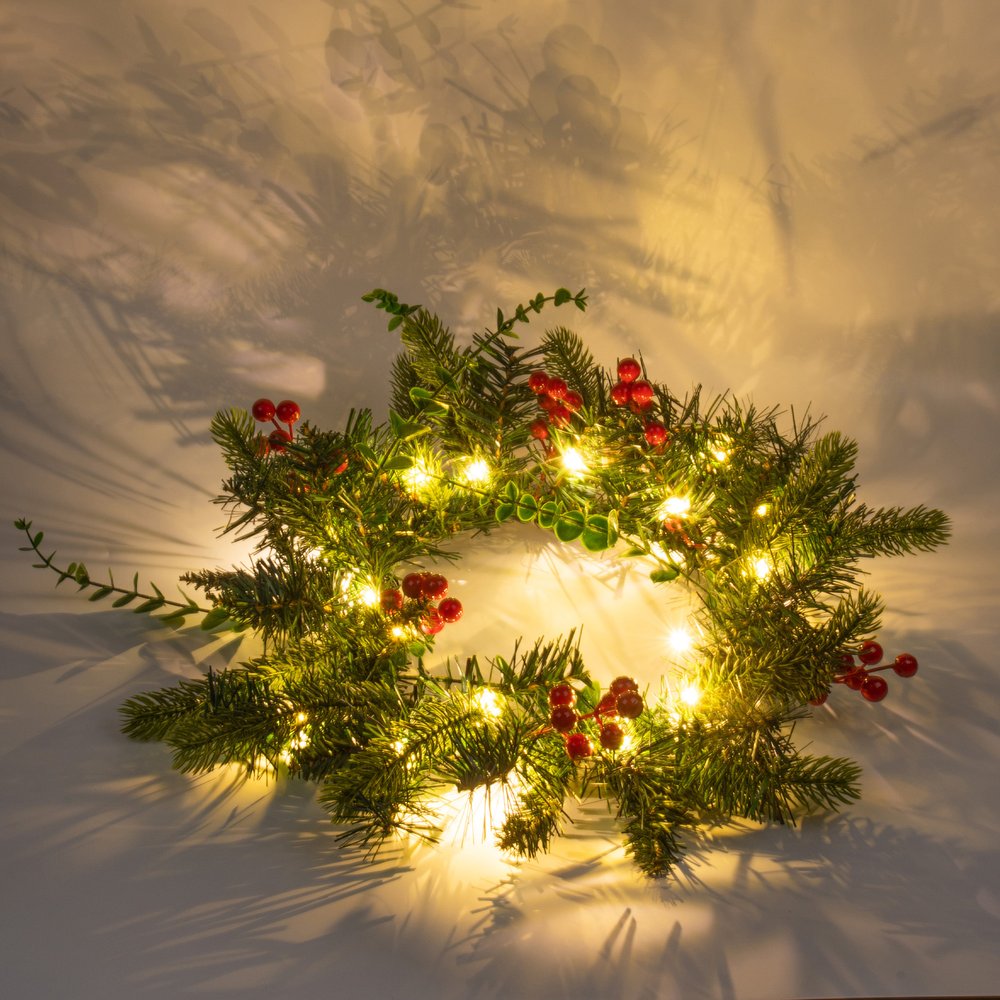 Украшение светодиодное «Венок» Uniel на батарейках ULD-T4040-020/SNA/3AA WARM WHITE IP20 WREATH UL-00011297