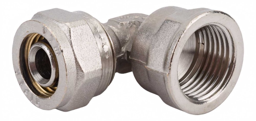 Уголок обжимной с переходом на вн. р. 16х1/2' Valtec VTm.352.N.001604
