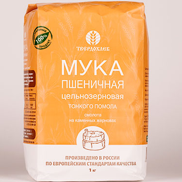 Мука пшеничная цельнозерновая тонкого помола Твердохлеб [1 кг]