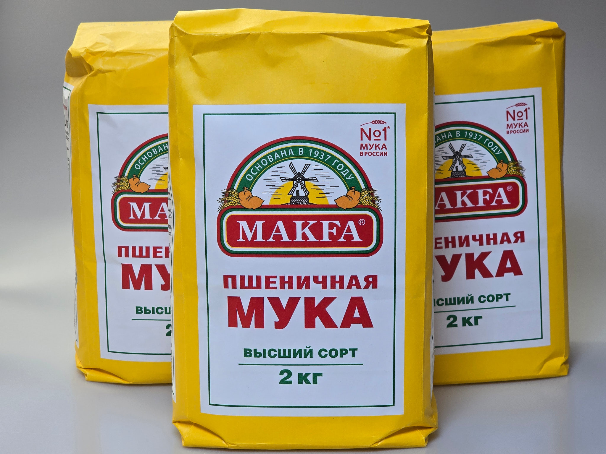 Мука пшеничная в/с (2 кг) Макфа