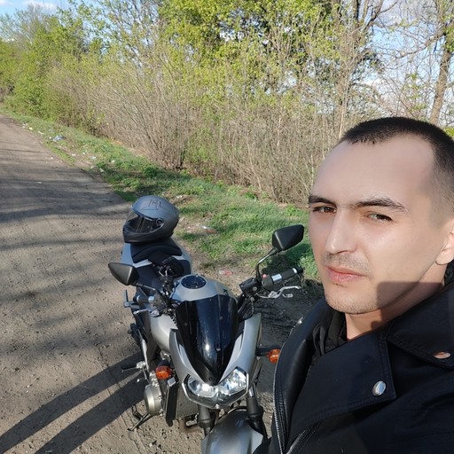 Дмитрий32, Углегорск