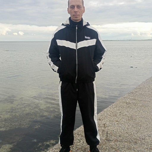 Роман37, Геническ