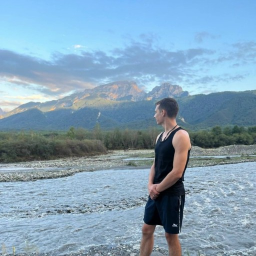 Кирилл30, Донецк