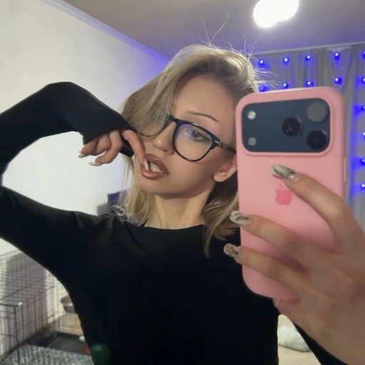 Вика23, Москва