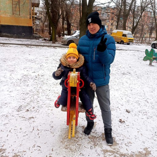 Антон42, Макеевка