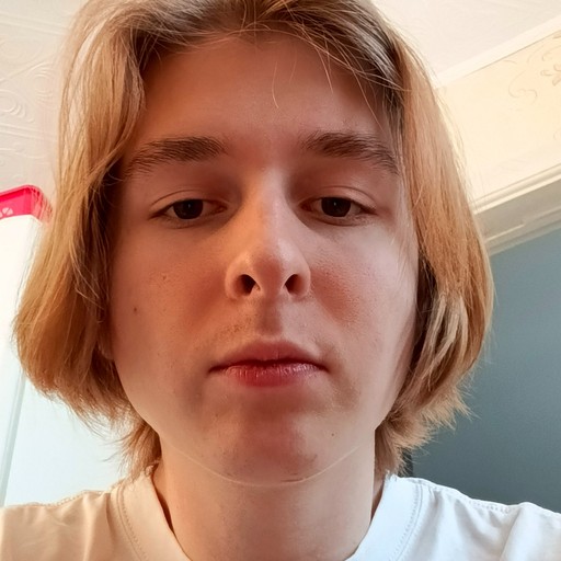 Александр,21, Тобольск