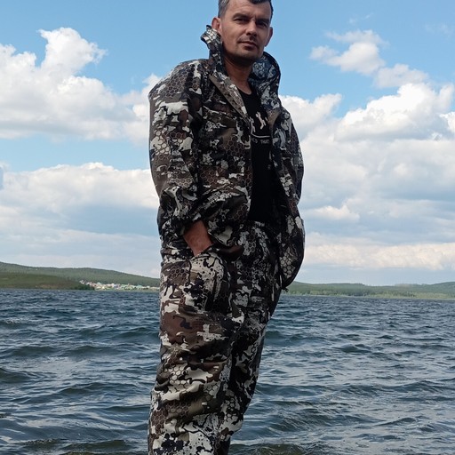 Макс41, Акъяр