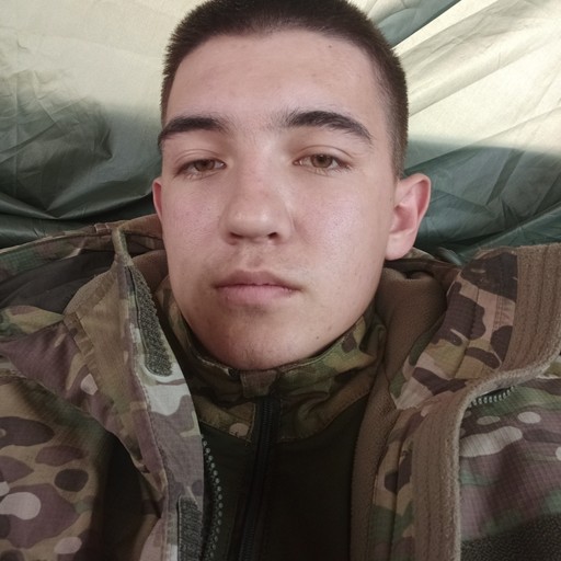 Макс,21, Феодосия