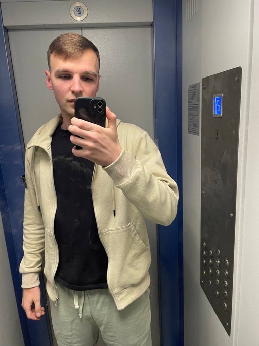 Влад, 27