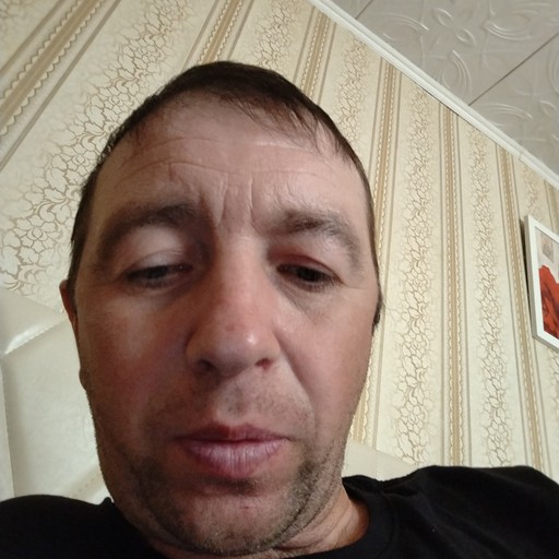 Анатолий, 47 лет, Узда