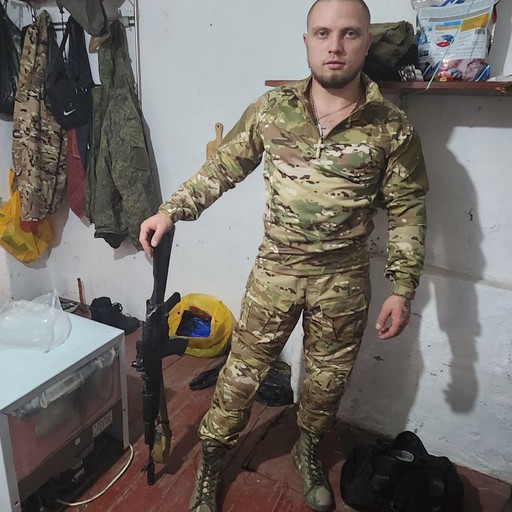 Роман, 25 лет, Пришиб