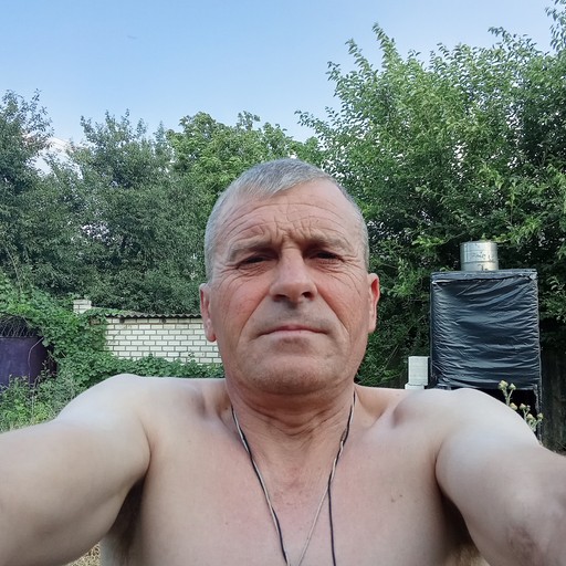 Александр, 47 лет, Луганск