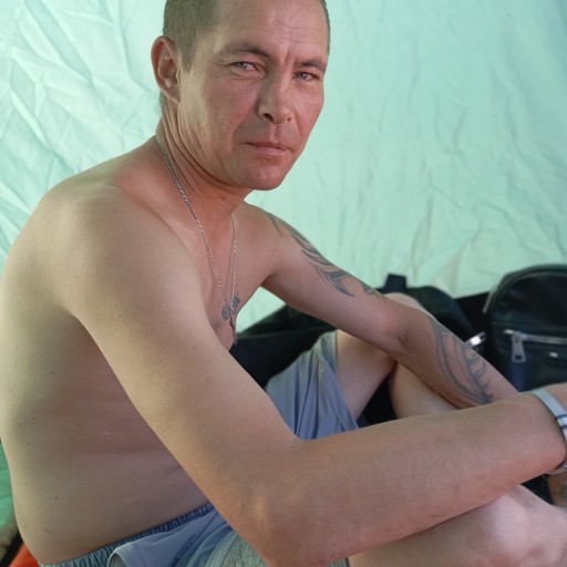 Александр, 40 лет, Лазурное