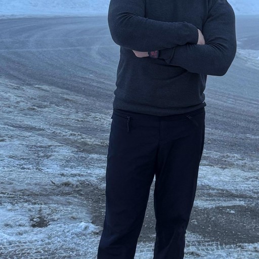Руслан, 25 лет, Светлодарск